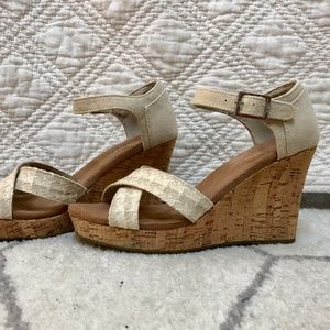 Toms wedge sandals